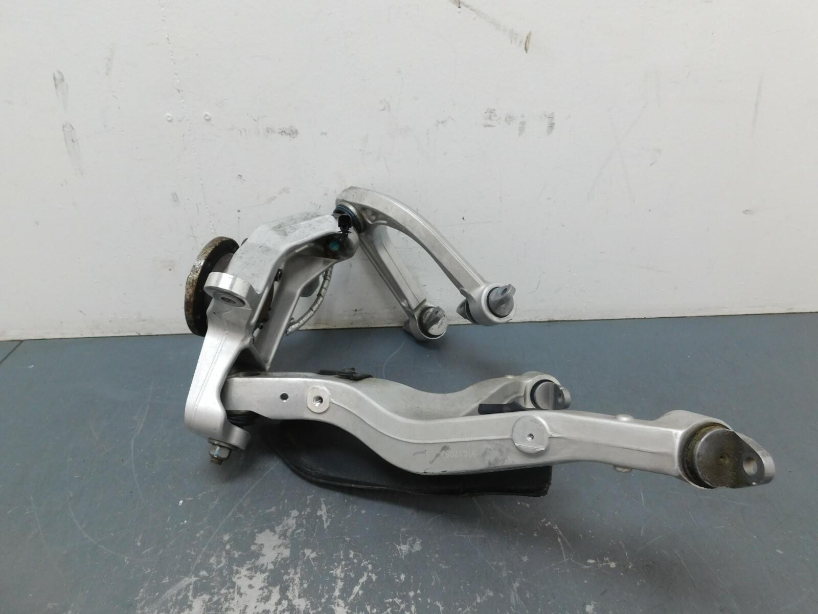 2017 15 16 18 19 McLaren 570S 570 Right Front Hub Knuckle Control Arms #3268 A2