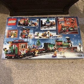 🚂🎄 LEGO Creator Expert &ndash; Winter Holiday Train (10254) BNISB Mint condition