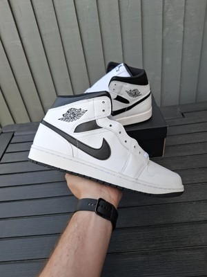 Nike Air Jordans Jordan 1 Retro Mid White Nike Air Jordan Mid