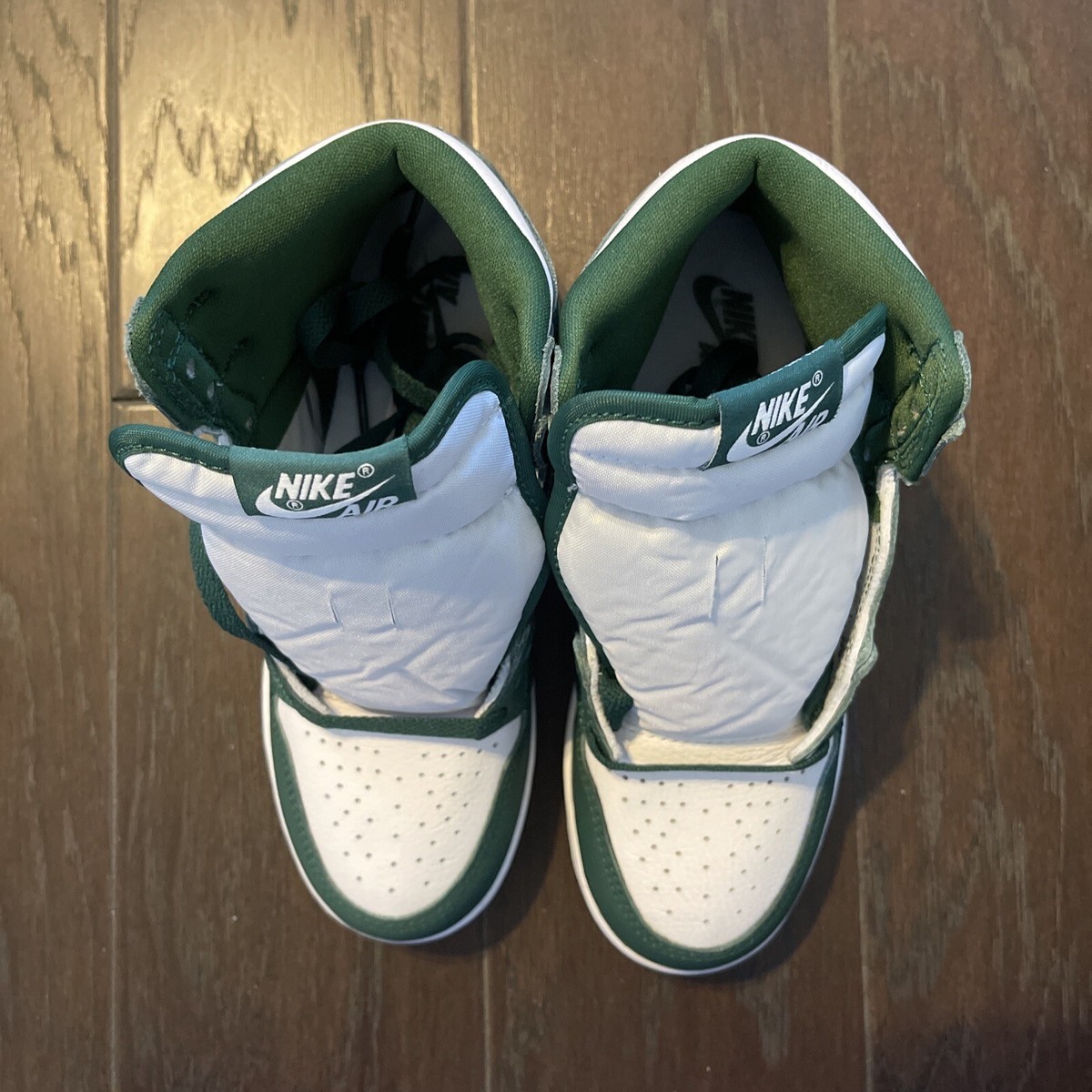 Size 4 - Jordan 1 Retro OG High Gorge Green Forest White Size 4 - Jordan 1 Retro OG High Gorge Green Forest White