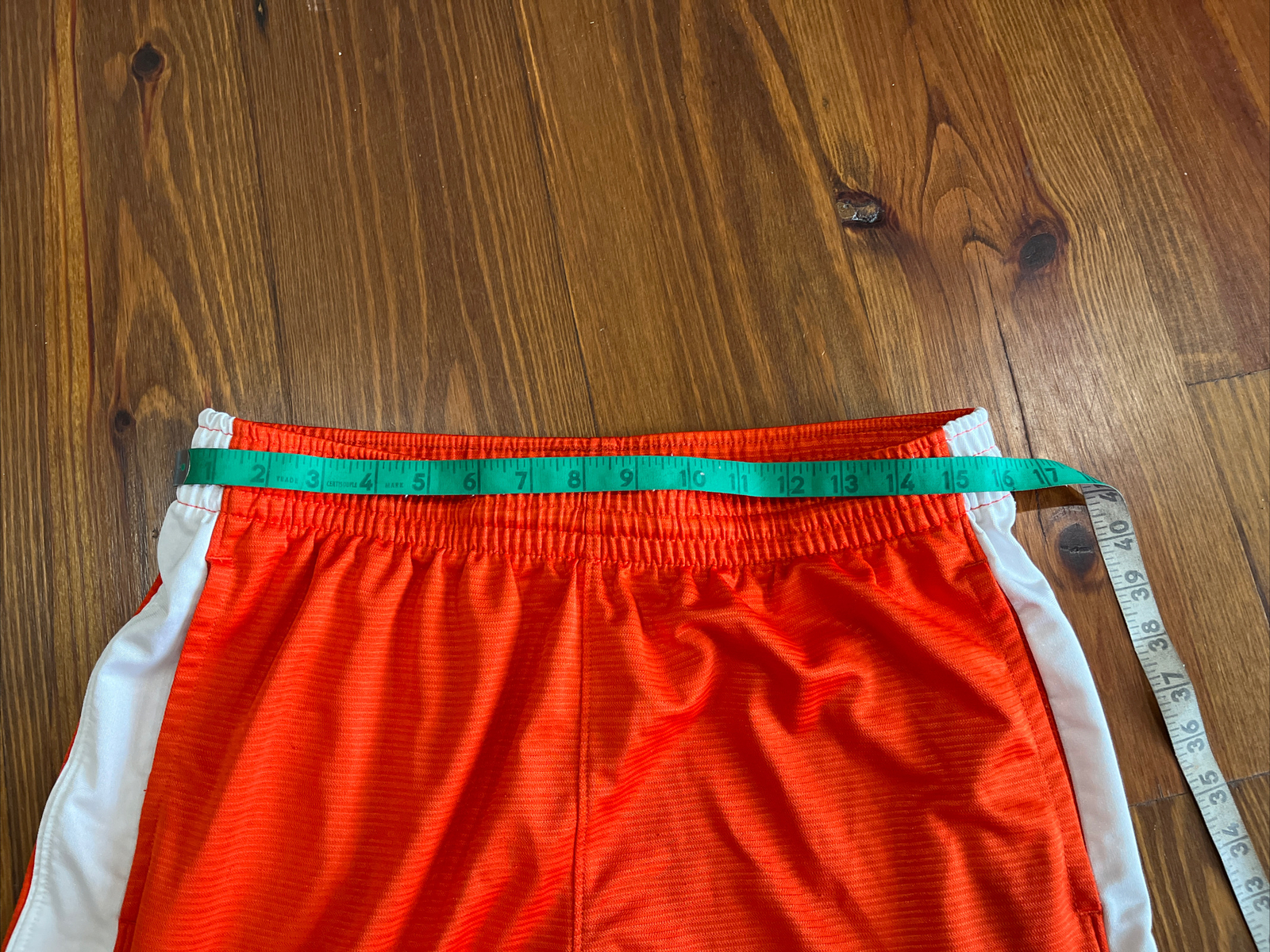 Men’s Nike Basketball Shorts Medium Orange With White… Gem