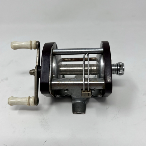 Moulinet de pêche Ocean City Casting modèle 1591 vintage Moulinet de pêche Ocean City Casting modèle 1591 vintage