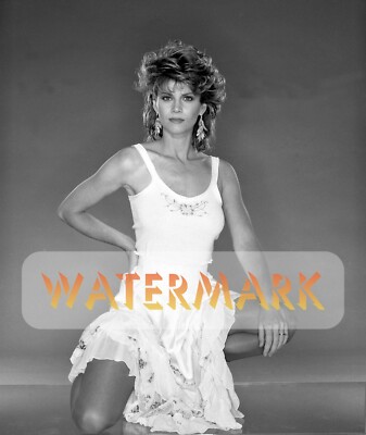 MARKIE POST Cotton Outfit Portrait ** HI-RES ARCHIVAL PREMIUM PHOTO (8.5''x11'')