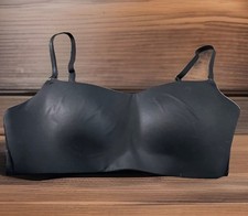 Victoria  s Secret Lined No-Wire Bralette Size Medium