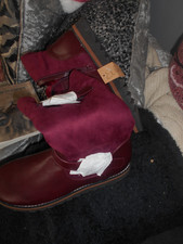 LADIES BOOTS SIZE 6 TAGS ON BY ELLA