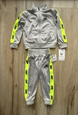 NIKE Boys 2 Piece Set Jacket & Pants Size 2 Gray w/Lime Green NEW w/Tags