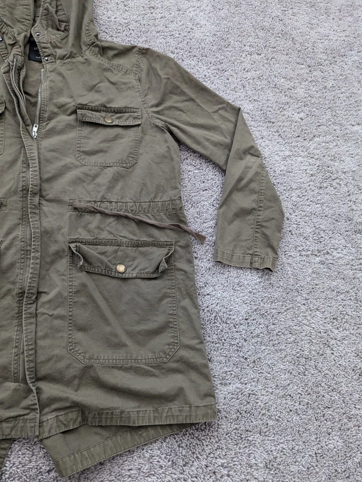 Chaqueta Love Tree para mujer mediana verde cremallera campo carga bolsillos militar Foto 2 de 4