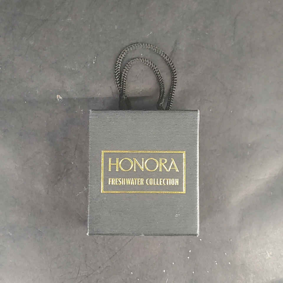 Pendientes Honora Agua Dulce Perla Blanca en Caja unit8ja Foto 4 de 4