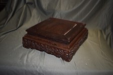 Edelholzsockel, China, Zitanholz, Wellen und Wassertropfen, 26x26cm