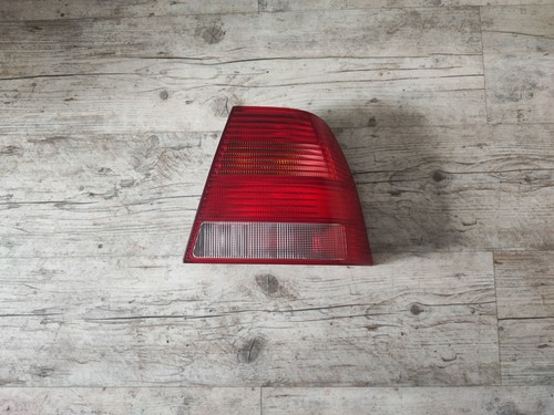 VW Bora 1J Limo Rücklicht Heckleuchte rechts 1J5945096M