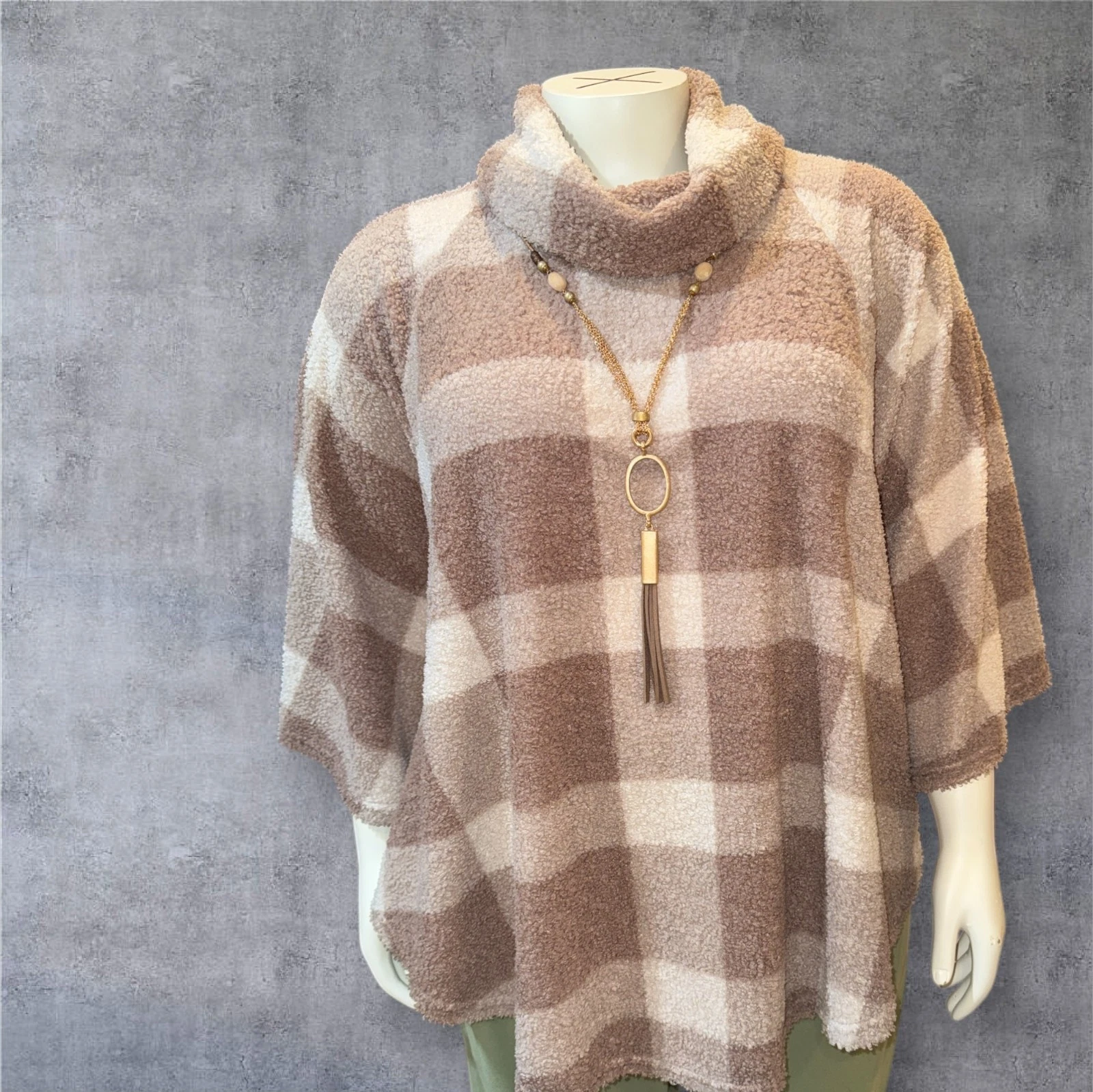 Lane Bryant Size 14/16 Tan & Cream Plaid Sherpa Fleece Cowl Neck Poncho