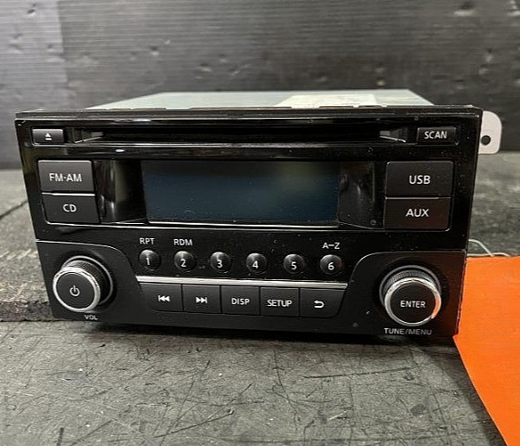 2015-2017 Nissan Sentra Radio Receiver AM FM Stereo CD Player Assembly OEM