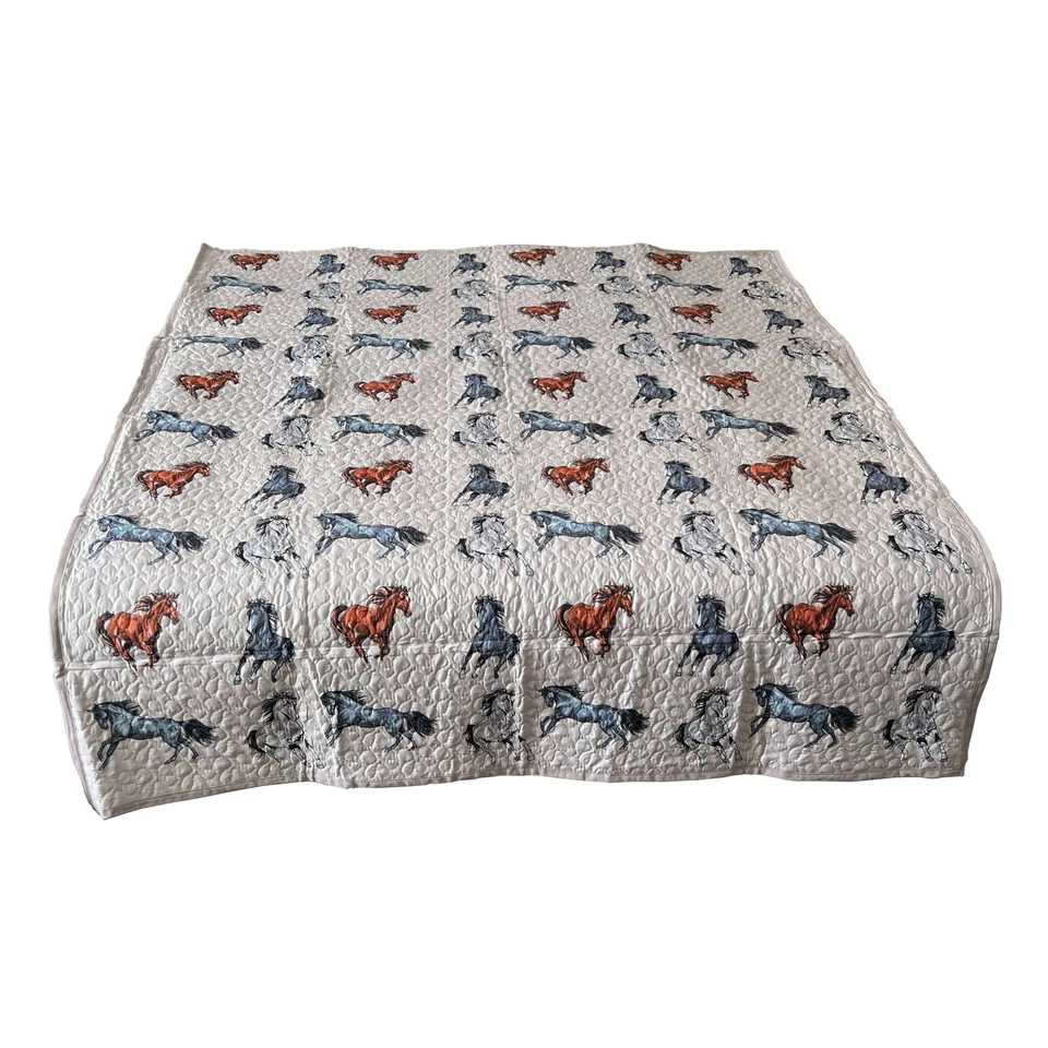 Wild Mustang Throw Quilt Blanket Polyester Multi Color Horses 60 x 50 Inch - Image 3 of 4