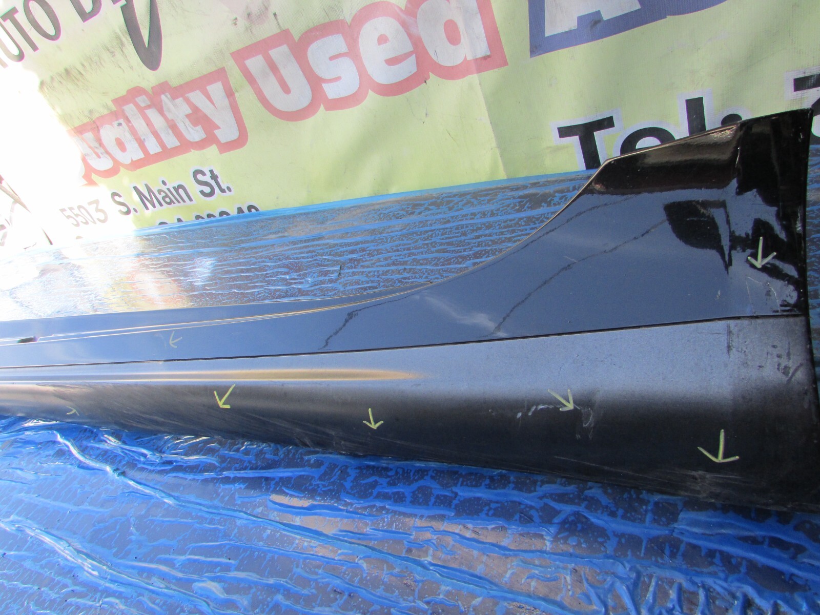 2013-2016 MASERATI QUATTROPORTE DRIVERS  LEFT SIDE LOWER ROCKER MOLDING OEM