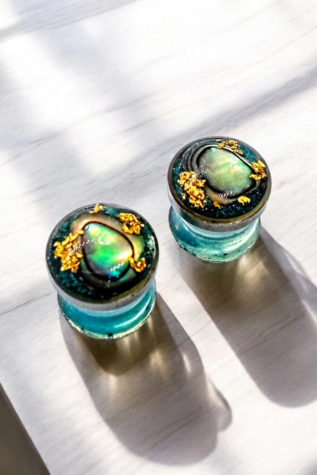 {24K } Tapones de resina con carcasa de abulón natural con escamas de oro reales de 24K ~ Medidores Foto 2 de 4