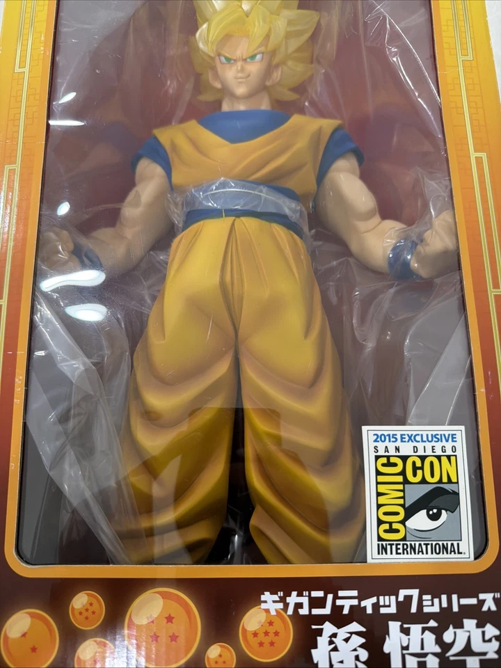 Dragon Ball Z XPlus Gigantic Super Saiyan Goku Figure 2015 CC Exclusive READ !! - Image 3 of 4