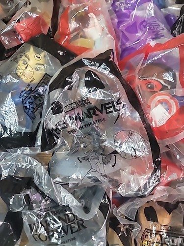 McDonalds Happy Meal Spielzeug *versiegelt* 38 ct. Konvolut Disney Cars Marvel Avengers Verschiedenes - Bild 11 von 16