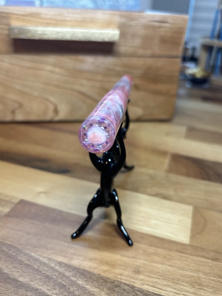 Pluma Estilográfica Myers Pen Co. Mia Petite - Con Acabado Rosa - Plumín F Foto 3 de 4