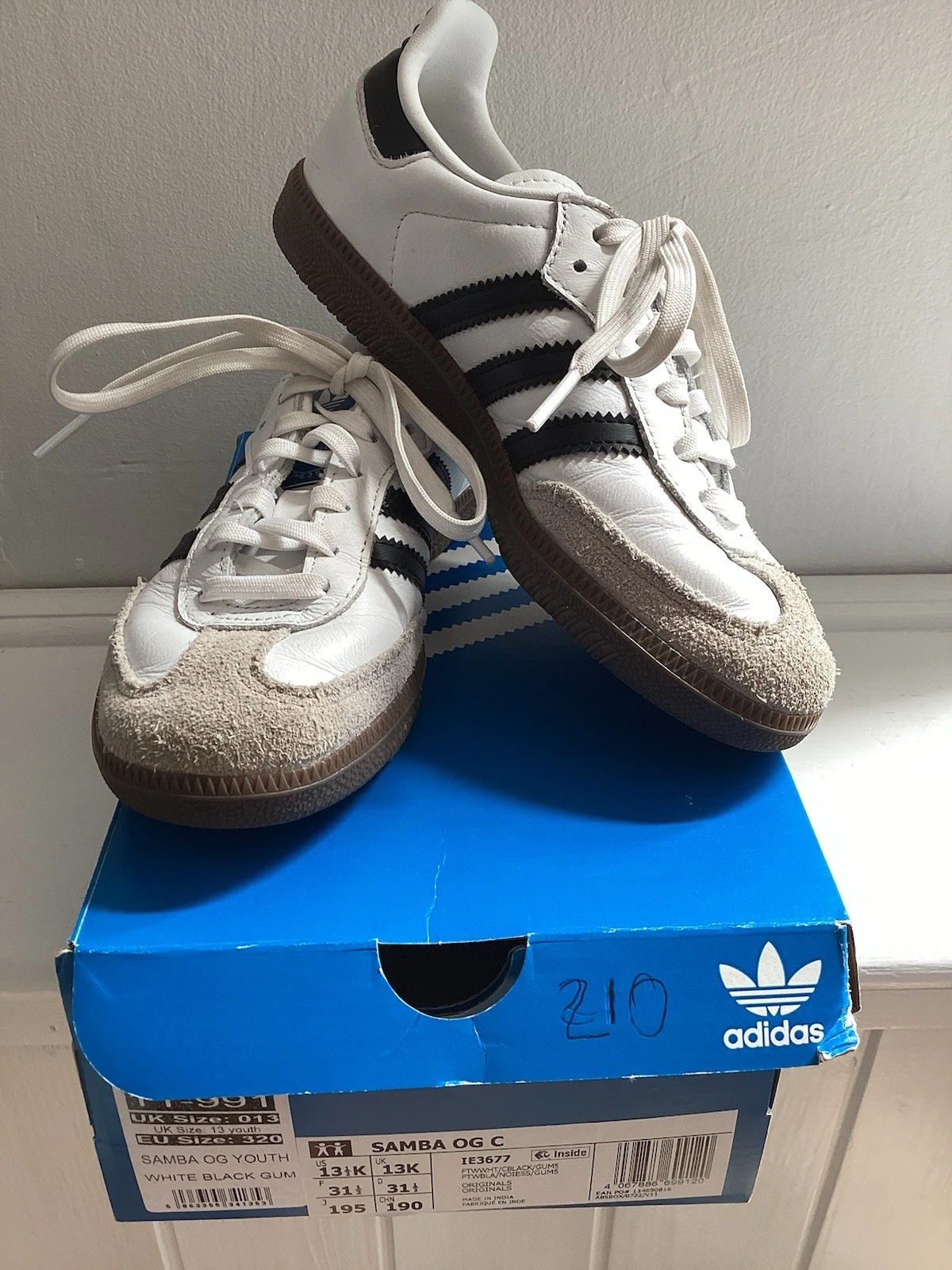 Adidas Samba Originals Scarpe da ginnastica giovanili bianche e nere in gomma per bambini taglia 13