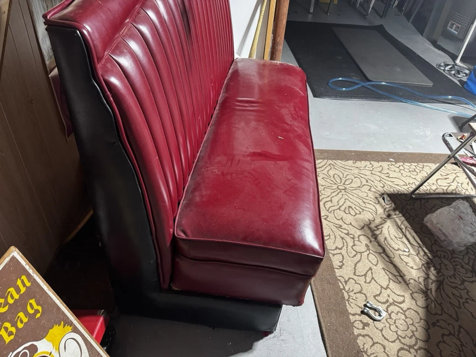 BANCO DE SUJECIÓN VINTAGE AÑOS 60 ROJO BARRA CABINA ITALIANA Foto 2 de 4