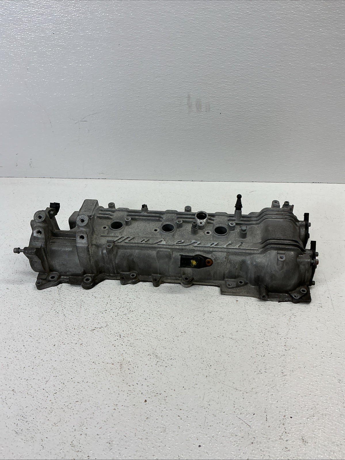 2017 Maserati Quattroporte M156 S Q4 Right Side Cylinder Head Cover OEM