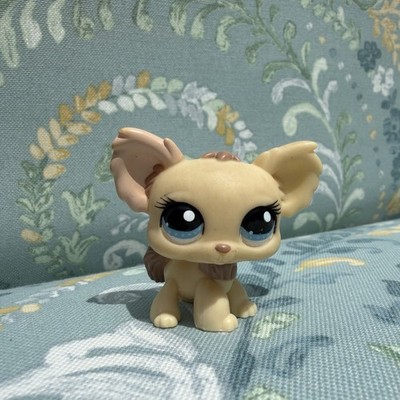 Littlest Pet Shop - Chihuahua Cream #1171- Blue Eyes Vintage Authentic Hasbro