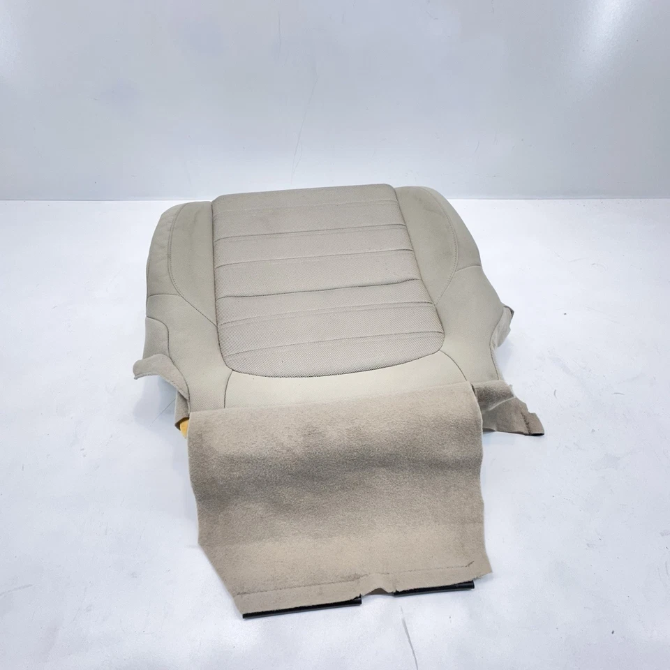 2017-2019 HONDA CR-V CRV FRONT RIGHT SIDE PASSENGER SEAT LOWER CUSHION IVORY OEM - Image 4 of 4