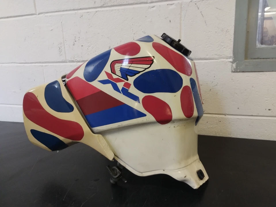 SERBATOIO BENZINA ORIGINALE HONDA XL 600 RM ANNI 1985 1986 1988 1989 - Immagine 2 di 4