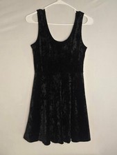 Forever 21 Dress Size Medium