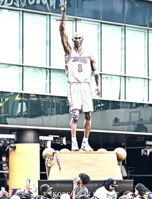 Kobe Bryant Statue Photo 5x7 Staples Center Star Plaza USA