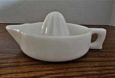 Vintage! SUNKIST White Milk depression Glass Juicer Citrus Reamer Made in USA
