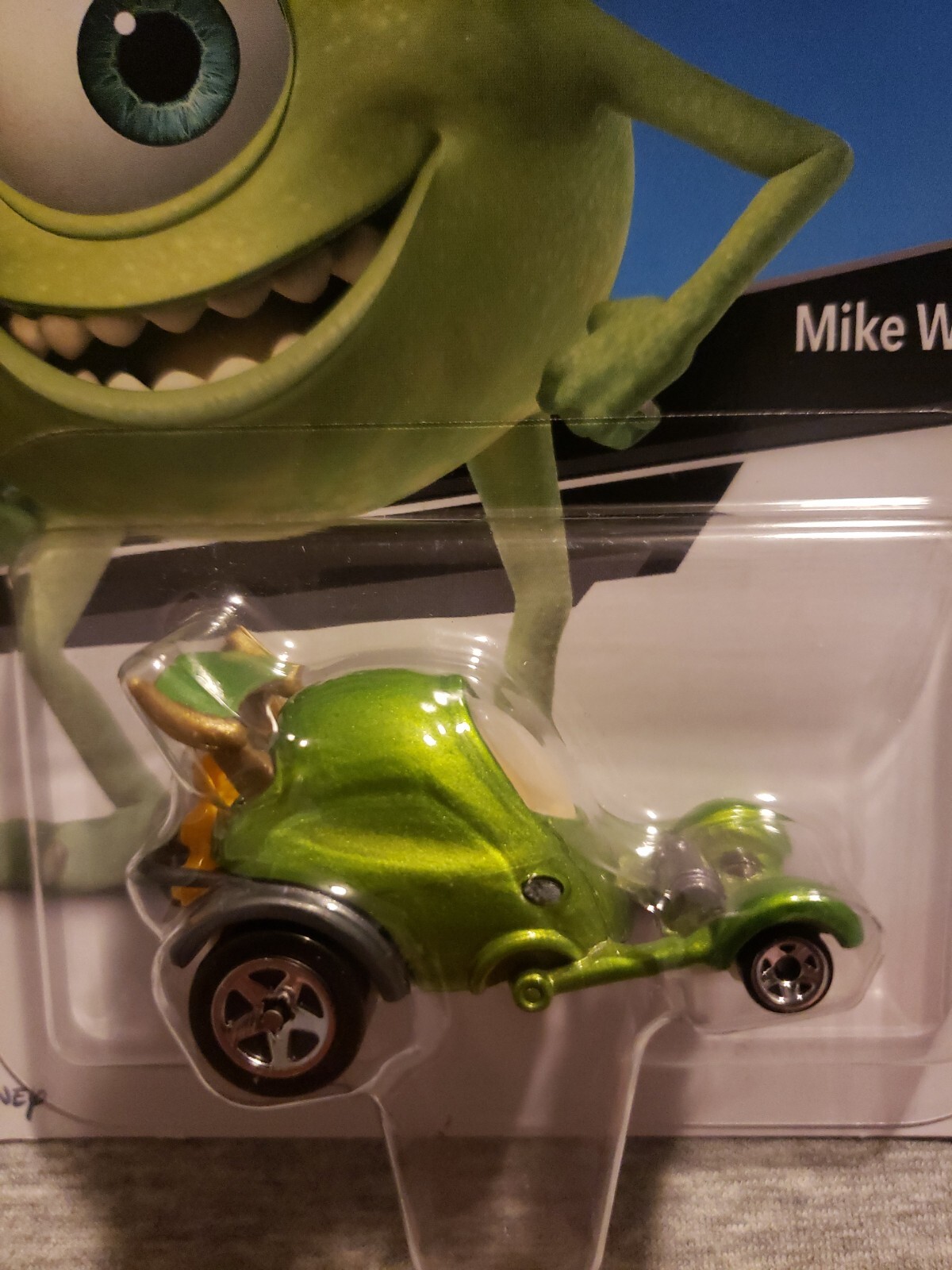 Hot Wheels Disney Pixar Mike Wazowski Character Car Version New Monsters  Inc. 194735063918 | eBay