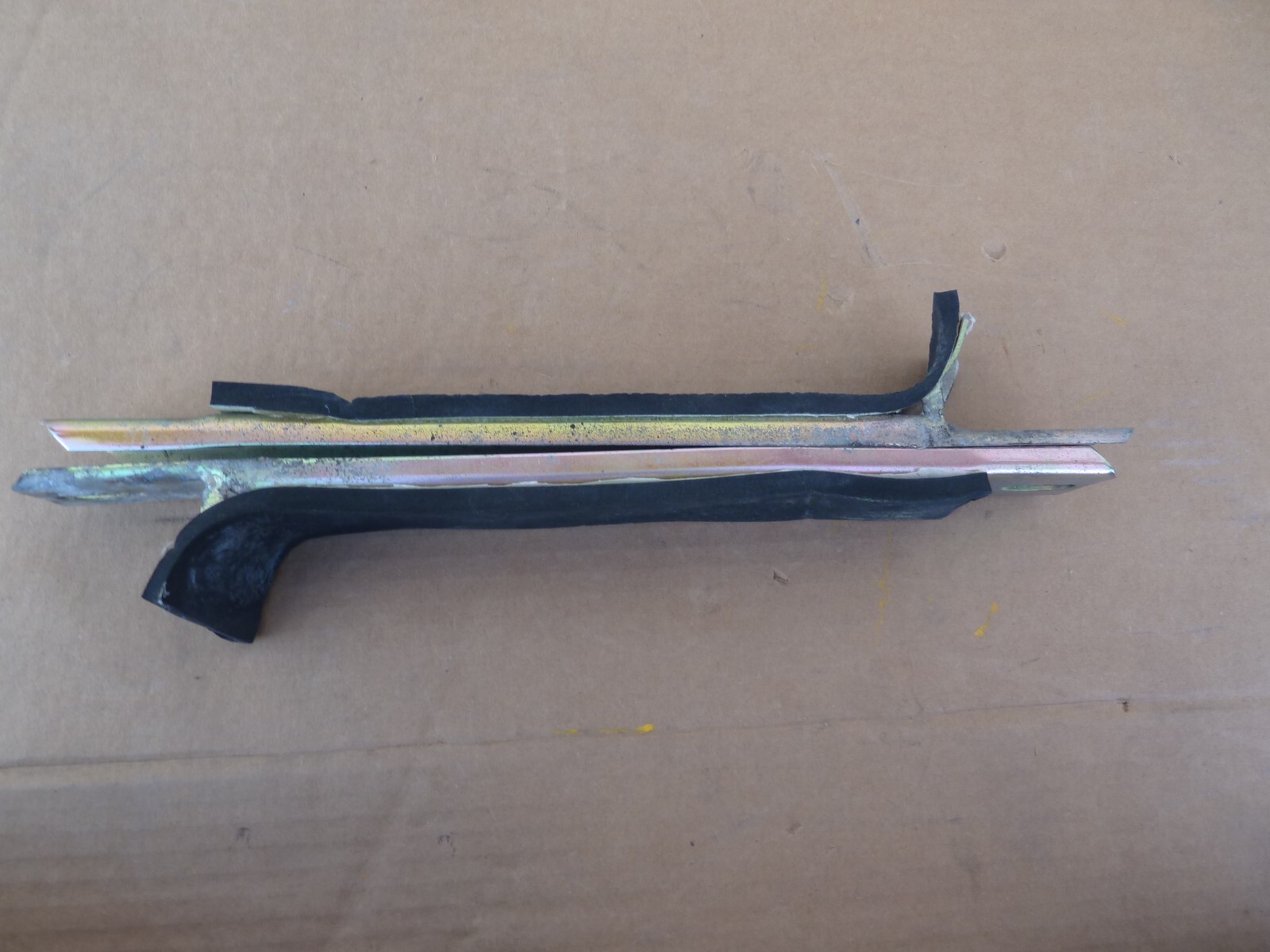 FERRARI 355 Gas Fuel Tank Petrol Container Holders Mounting Support plates F355