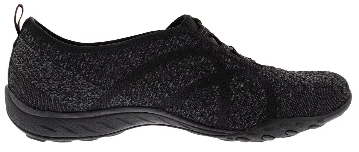 SKECHERS WOMEN S RELAXED FIT BREATHE EASY FORTUNE KNIT SLIP ON WALKING SHOE