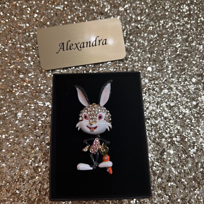 Rhinestone Cute Rabbit Cartoon Bunny Brooch Easter Design Pin New In Gift Box