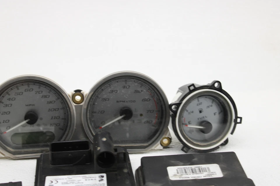 Harley Davidson Street Glide Special Flhx 14-16 velocímetro medidor de voltaje de aceite Foto 4 de 4