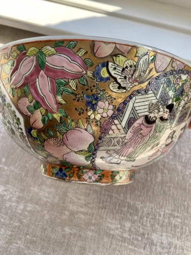 Large Vintage Chinese hand painted Bowl