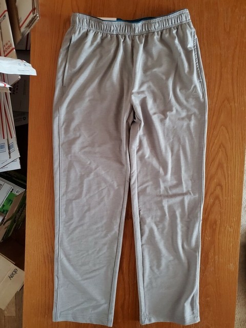 medium size in men's pants