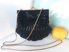 Vtg. Partners Beaded Clamshell Evening Bag/Clutch w/Chain  Kiss Lock  PERFECT