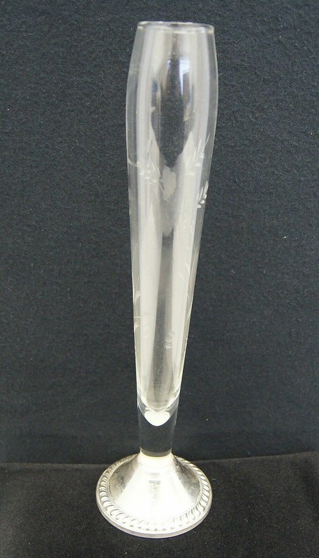 Duchin Creation Bud Vase. Sterling Silver Weighted With Etched Glass. (A3869)
