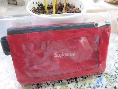 SUPREME Mobile Pouch FW16 Red Box logo zipper Cordura fabric