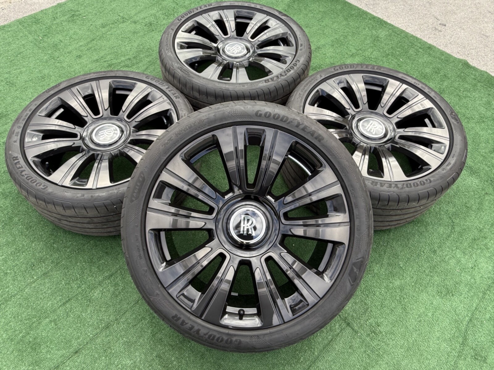 Rolls Royce Ghost Wheels 2021-2025 OEM Genuine 10 Spoke Black  21" NEW