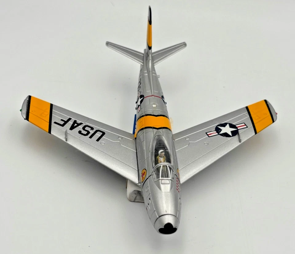 Corgi USAF F-86 Sabre Jet Fighter Aircraft 1:72 Diecast Metal US Air Force Model - Image 2 of 4
