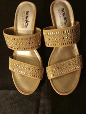 Coach And Four -NWT Cork Wedge Sandals,Tan Fabric Straps W/Gold & Silver Accents