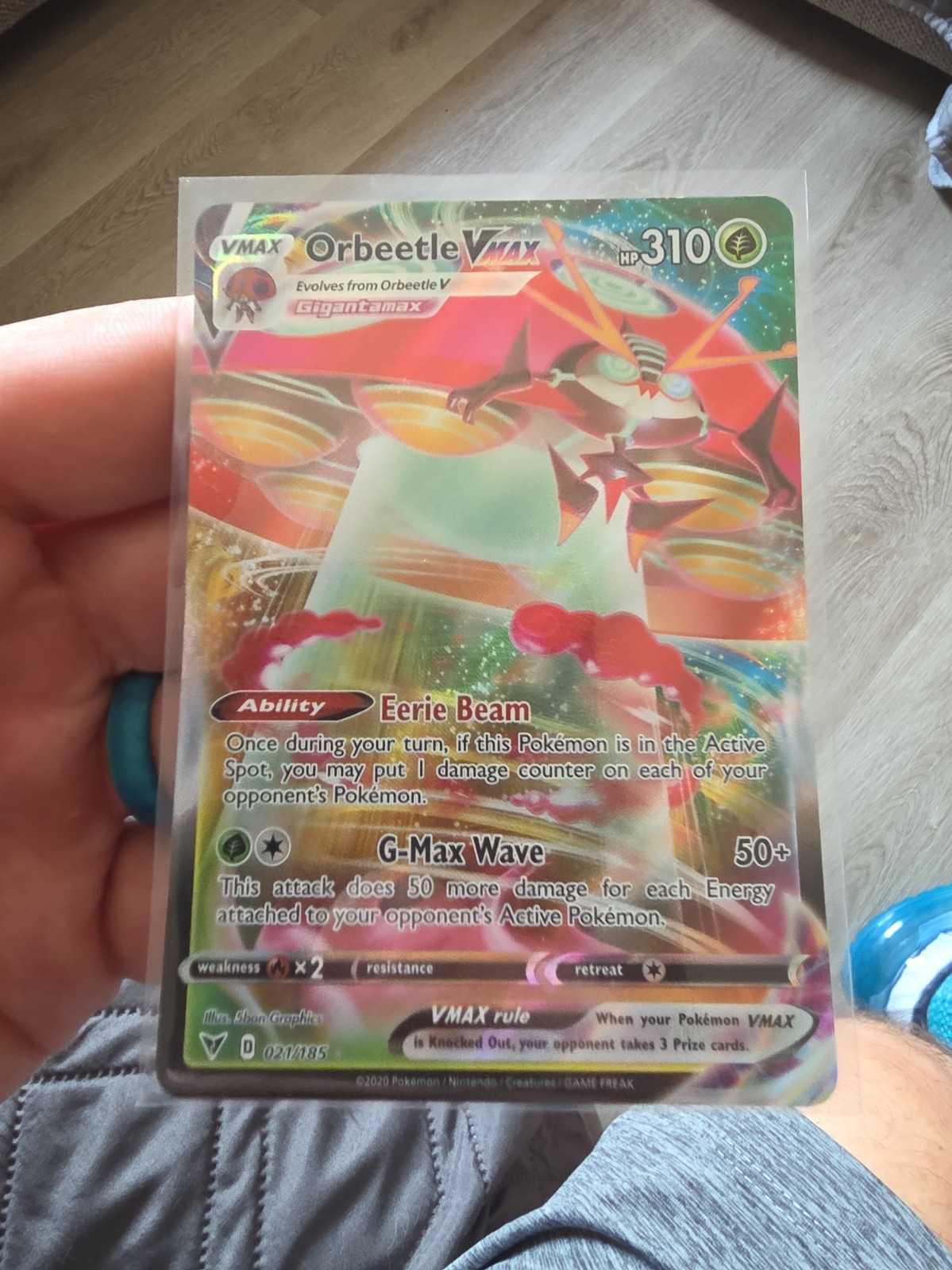 Orbeetle VMAX 021/185 Swsh04: Vivid Voltage Holo
