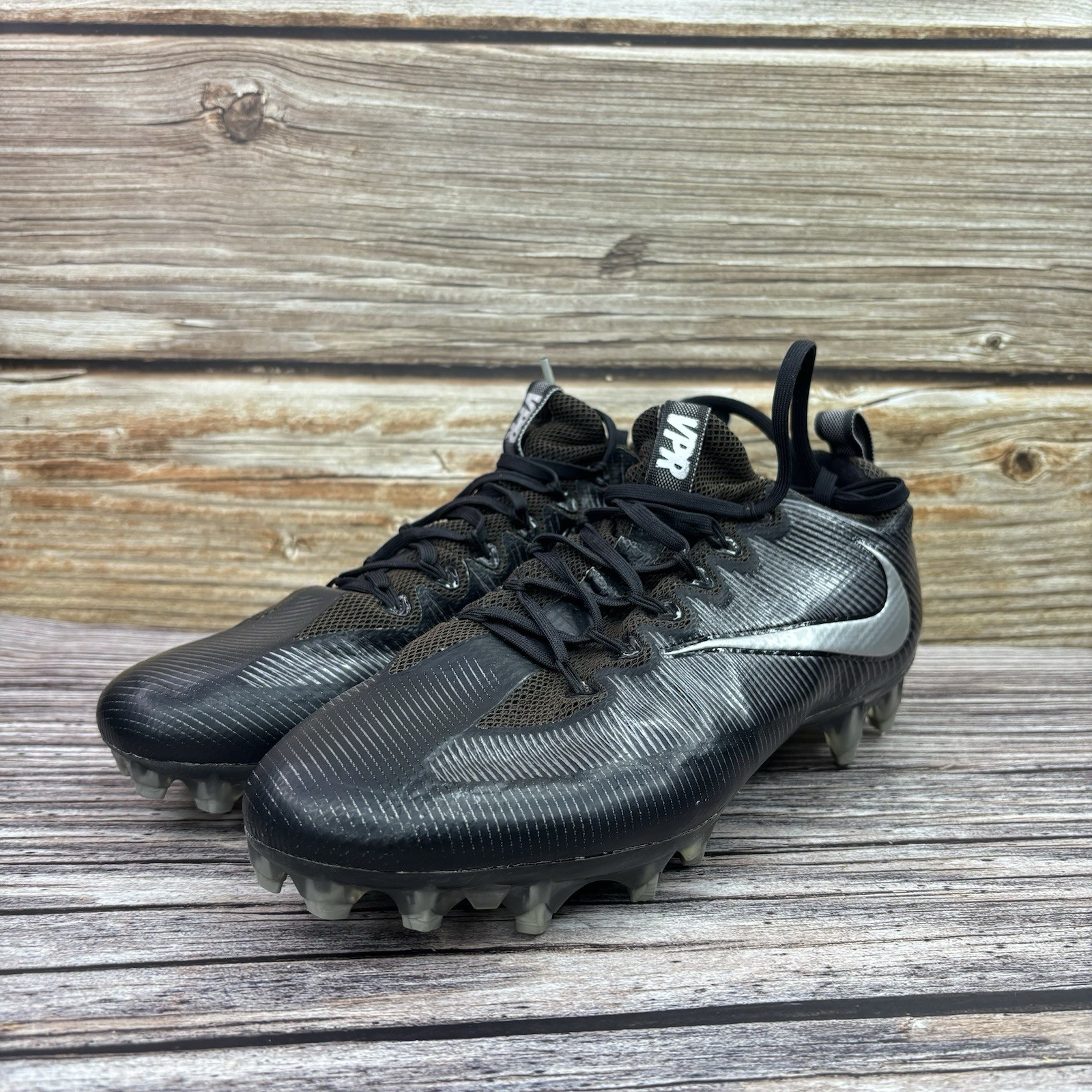 Size 9.5 Nike Vapor Untouchable Pro Metallic Grey Football Cleats 833385-002