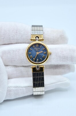 Christian Dior 3025 Ladies Quartz Pre-Owned Wristwatch Watch