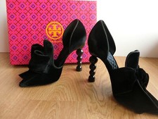 Tory Burch CLara Bow-Embellished Black Velvet Signature Ball High Heels Pumps 5M