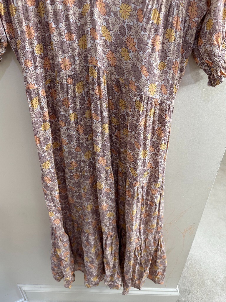 Faithfull The Brand La Falaise Midi Dress Pastel Floral Tiered V-Neck Size  6 | eBay