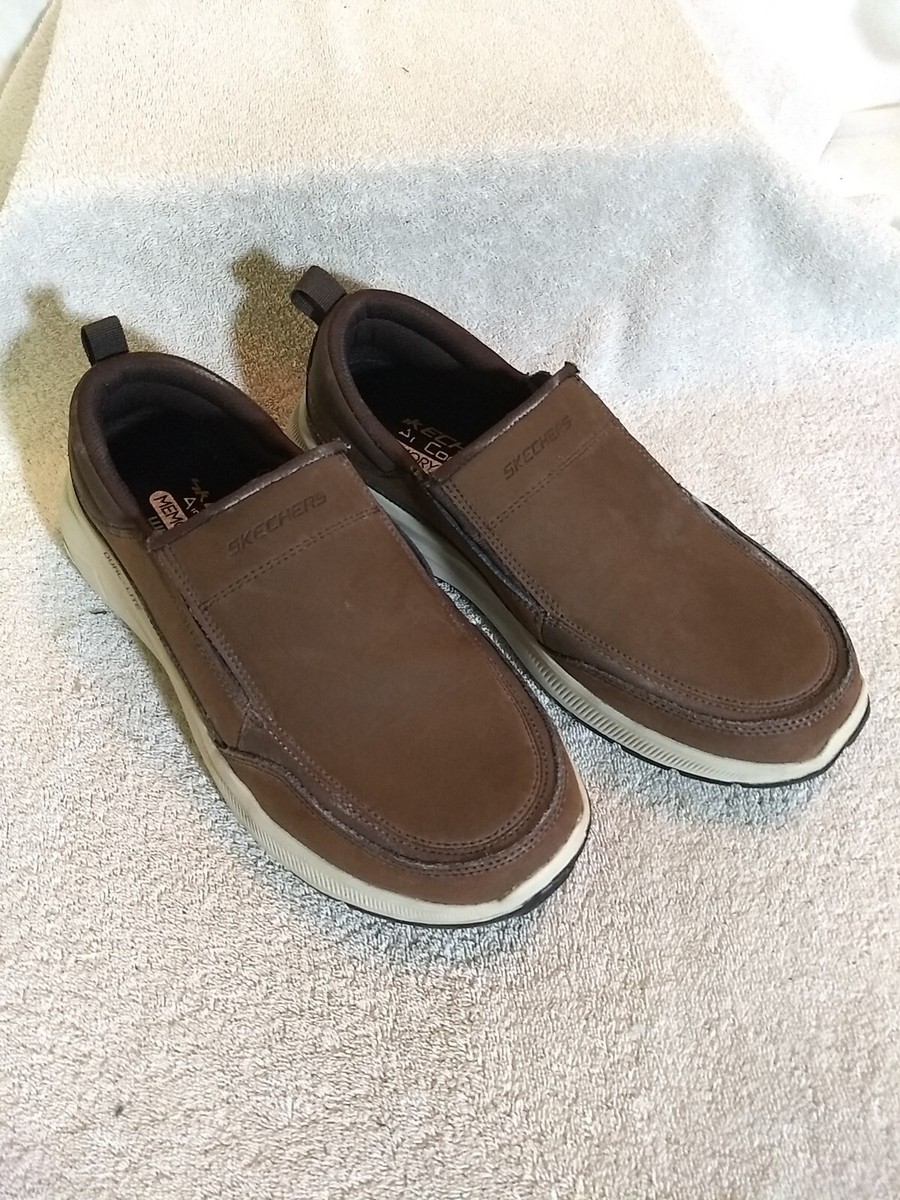 Skechers Mens Brown Leather Slip On Casual Shoes, Size: 9.5  display picture 3